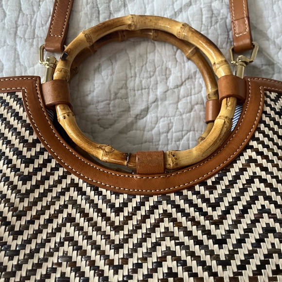 JMcLaughlin Brown and Cream Chevron Tote with Bamboo Handles & Crossbody strap - Picture 4 of 8